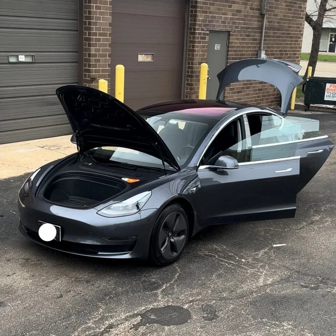 PureShine detailer at work